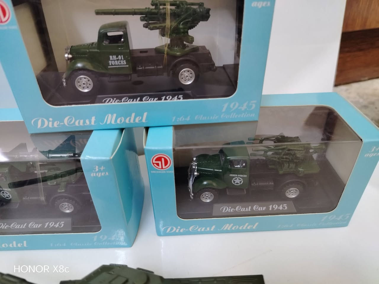 بسم الله
متوفر هالجمال جديد بالباكيت حديد


**إذا كنت صاحب هذا الإعلان وتريد حذفه لأي سبب، رجاءا أرسل رسالة إلى الدعم الفني**