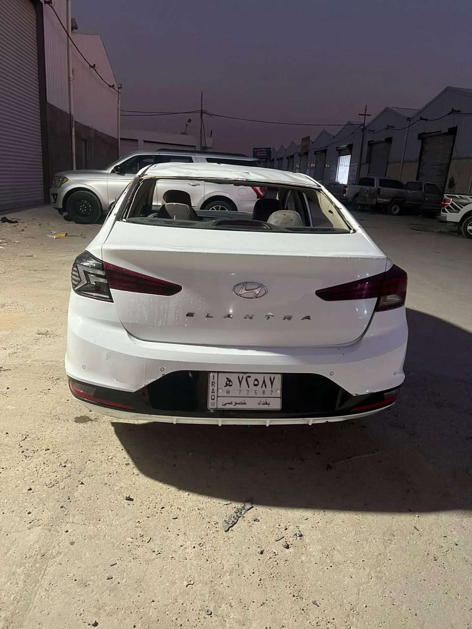 سلام عليكم خوان للبيع النترا 2020 خليجي مكينه 2000 دوش رقم بغداد السياره سابقا مكفوله كفاله عامه تعرضت الحادث ابيع ع حادثه للاتصال ع رقم *********** مكاني البصره
