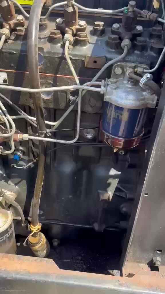 مولد بيركنز انكليزي اخو الجديد ٤ سلندر كاتم ٣٥ كيفي وارد بريطاني عنوان زاخو ***********
