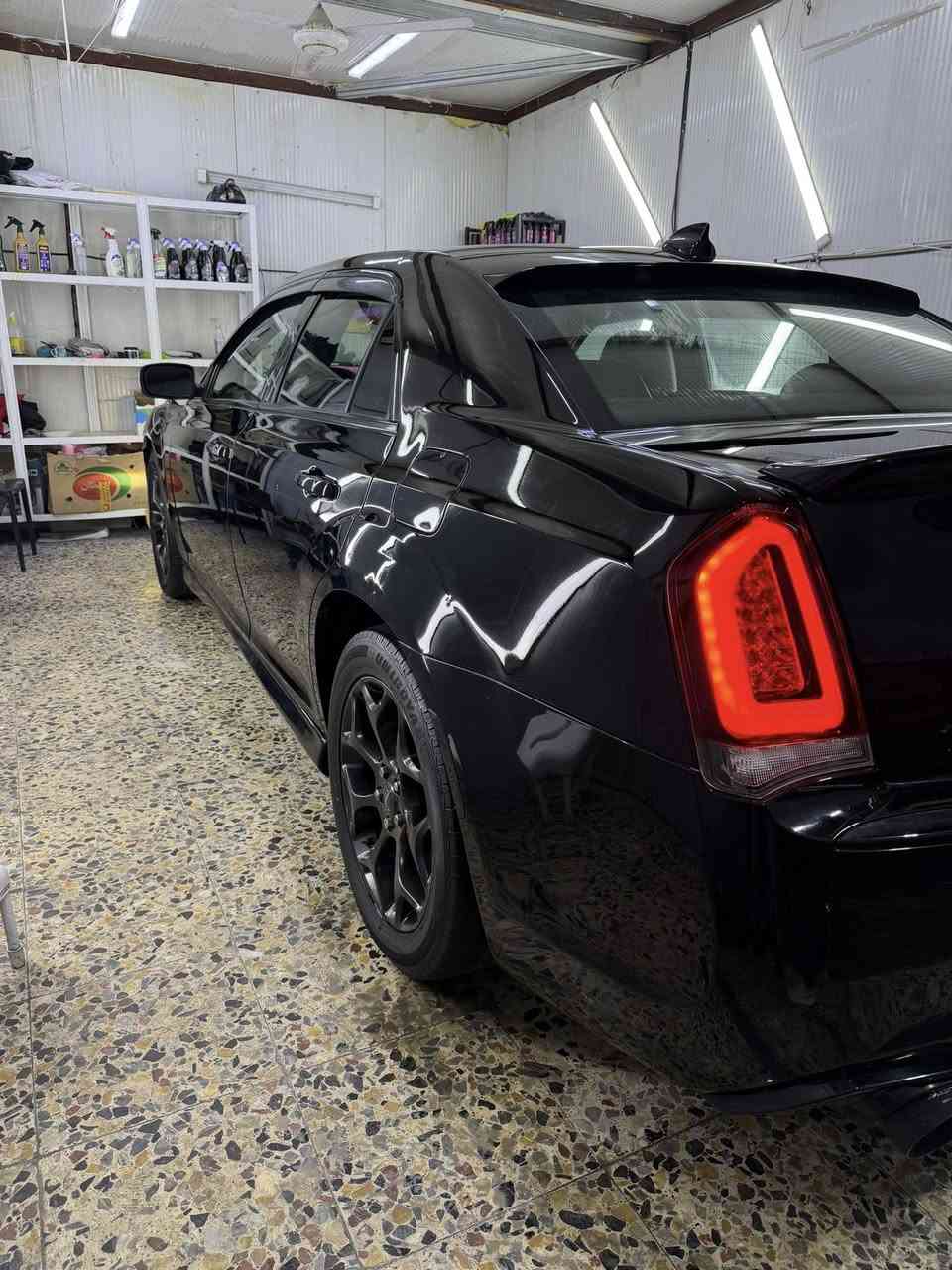 السلام عليكم
اوبامه 2020 اصل كلين تايتل بدون حادث
بل عراق صار بيهه جاملغ امامي صبغ
رقم اربيل الجديد هزه جديده
تحويل او وكاله اني حاضر ثاني يوم 
المواصفات 
 بصمه  
تشغيل عن بعد 
كشنات جلد حرف S
سماعات مرديان
كشنات اماميه تدفئة تبريد 
كشن خلفي تدفئه 
تحكمات أستيرن 
شفتات أستيرن
مري هيتر 
مري قلاب 
تبريد قطعتين 
لايت زنون عالي ناصي اصلي ضمان
وباقي مواصفات المعروفه رقم اربيل تحويل ثاني يوم 
مكان السياره / بغداد  
سعر 199 مجال بصيط شي قليل
للاتصال
***********
