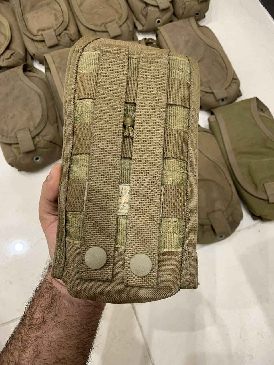 السلام عليكم 

للبيع جعب اصلية  هية بالاصل مال جهاز  منادات 
وهمة ترهم للشواجير مال M4 و Ak شيل دبل 

سعر القطعة 15

المكان البصرة ويوجود توصيل جميع المحافظات 5الاف


**إذا كنت صاحب هذا الإعلان وتريد حذفه لأي سبب، رجاءا أرسل رسالة إلى الدعم الفني**