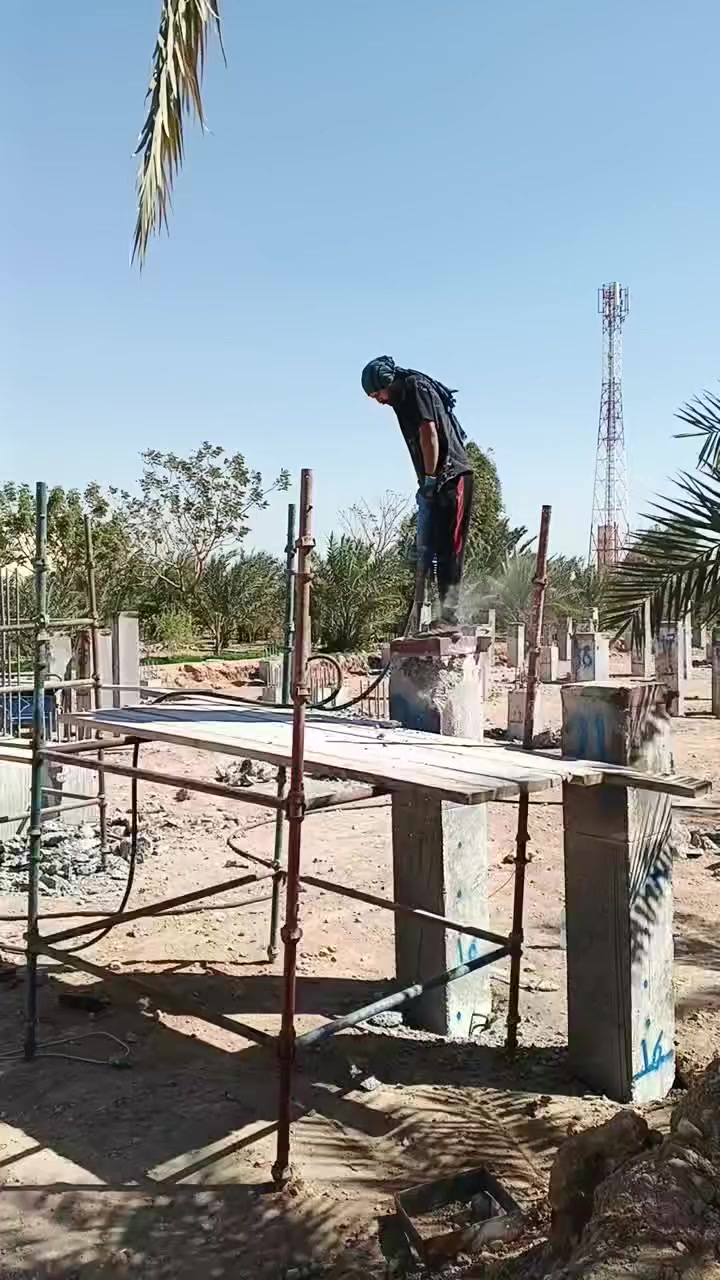 مكتب عماد المقولات تاجير كمبريسر تفليش جميع انوع الصب الكونكريت 
***********
***********
