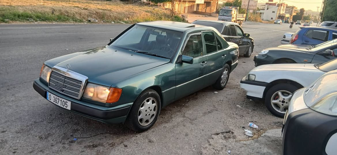 Tel 71082952 للبيع او التبديل الدوسى عكار 
Mercedesse 230 model 88msajeil 
موتير اسود ٤سلندر  فيتاس اتوماتيك  جديد  ميكانيك جديد   دوليب تمام بطارية جديد   حداد وبويا نظيفة  جنط ٨ طوق داخلية جلد اسود  فتحا كهربا  مسجلة موجود بعكار 71082952 قبيات, عكار


**إذا كنت صاحب هذا الإعلان وتريد حذفه لأي سبب، رجاءا أرسل رسالة إلى الدعم الفني**