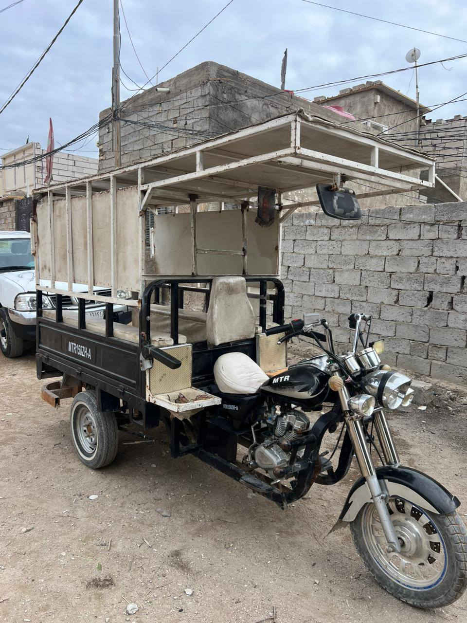 السلام عليكم من رخصت صاحب الكروب ستوته لل بيع مديل... 2012..رقم الماني السعر... 1600.. سنويه صاقطه مكاني نجف ابوصخير لل استفسار اتصال عل رقم ***********
