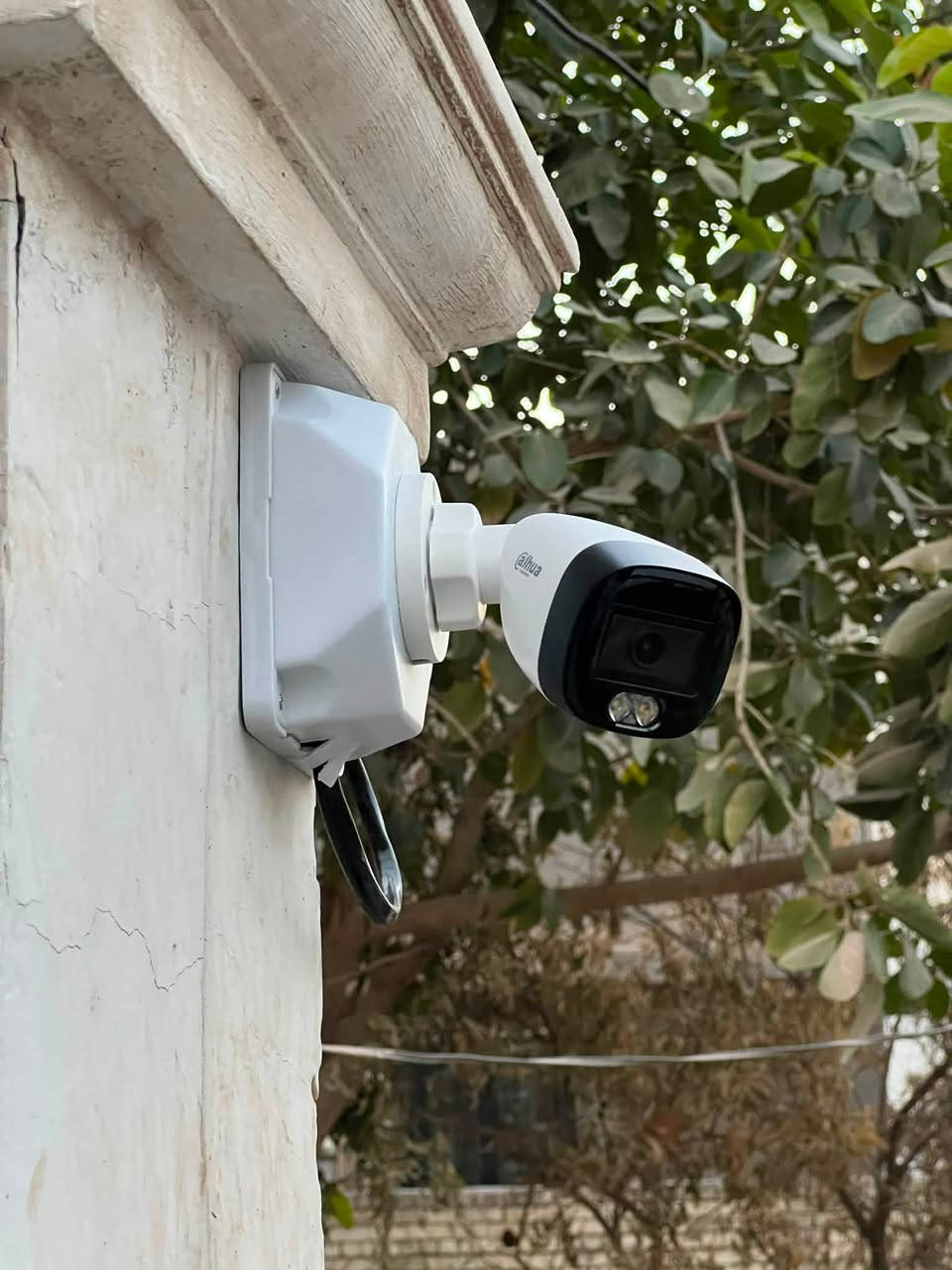 🚨 السلام عليكم 

نوفر تركيب كامرات مراقبة حديثة بدقة عالية مع متابعة مباشرة من الموبايل بأي وقت ومن أي مكان.

✅ صورة واضحة ليل ونهار
✅ مشاهدة مباشرة عبر الهاتف
✅ تسجيل وحفظ مستمر
✅ تركيب مرتب واحترافي
✅ أسعار مناسبة وضمان على العمل

مناسبة للبيوت، المحلات، الشركات، المخازن والمزارع.

احمِ أهلك وممتلكاتك وخل عينك بكل مكان وأنت مرتاح.

📩 للاستفسار راسلنا على الخاص.


**إذا كنت صاحب هذا الإعلان وتريد حذفه لأي سبب، رجاءا أرسل رسالة إلى الدعم الفني**