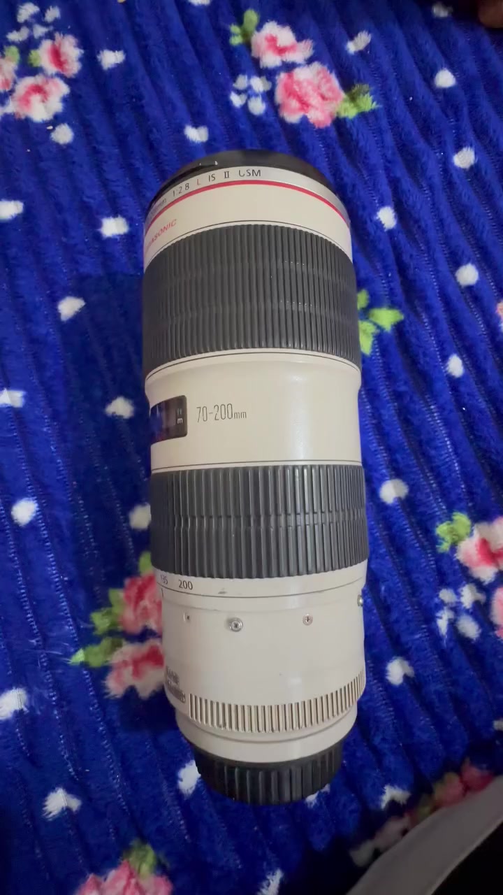 عدسة 70-200 فتحة عدسه 2.8 زوم رياضي دبل ستبلايزر جيل ثاني نضيفة شرط الفحص 
السعر 850 الف قابل للتفاوض
كذلك اقبل المراوسة بكاميرا كو برو 12/13 وفرق المبلغ
وتساب ***********
