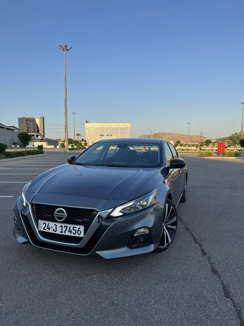 نيسان التميا
موديل 2021
موصفات SR فول عده فتحه
سياره كلين بدون صبغ بدون تعديل✅
فتل رادار سلايت كشن جلد شفتات ستيرن لايت زينون
ماشيه 65 ميل 
سعر 156 مجال
***********☎️
