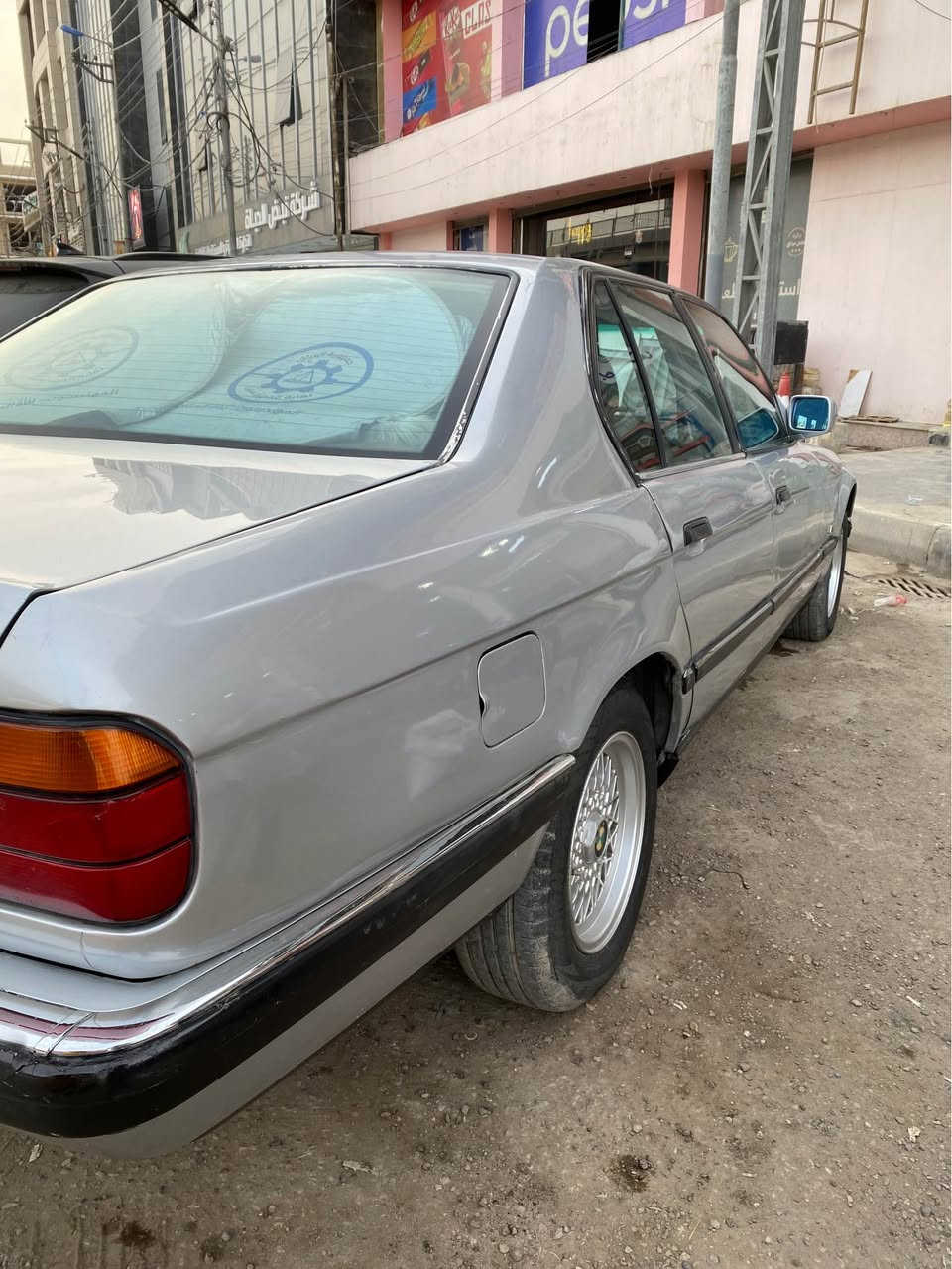 السلام عليكم بي ام ٧٣٥ بلادية كير ومكينة وحدادية وكهربائيات كفالة رقم بغداد مشروع وطني السيارة مصبوغة حزام تخم تاير جديد العنوان ميسان العمارة الشراي يتصل على راعيها *********** عمارة, ميسان
