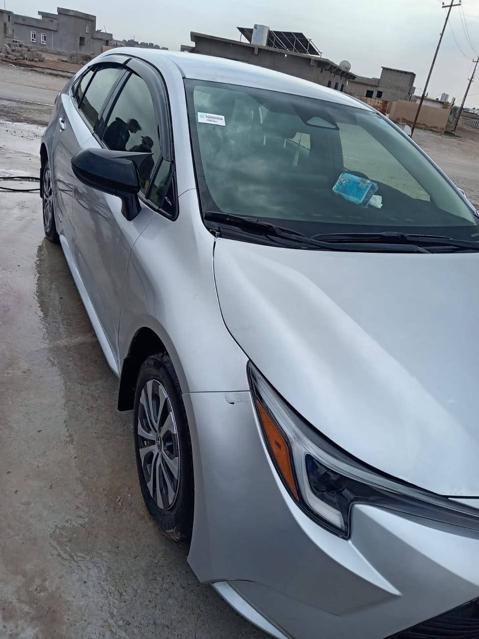 السلام عليكم ورحمة الله وبركاتة سياره كورلا  هايبرد  رقم كركوك موديل  2025 للبيع ماشيه 31 كيلو الضرر ربع البونيد معدل على البارد للأستفسار أكثر اتصل على الرقم التالي... ***********
