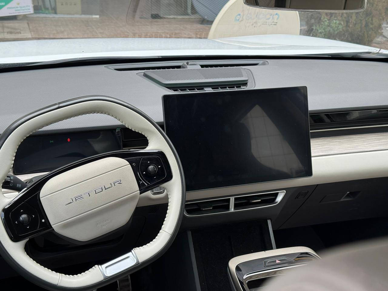 جیتۆر داشینگ  2024 مەکینە ١،٦ ی تۆڕبۆ 
سفری شەریکەی هالم زەمان کلین تایتل 
تەنها ٣٤،٠٠٠km ڕۆشتووە
مواصەفات فوول 
( سەقف پانۆراما ، ڕاداری ٣٦٠ ، 
کامێرای ٣٦٠ ، سنوق جەگ ، 
تەحدید سورعە ، خەتی جادە ، 
شاشە گەوەرە ، کوشن سارد و گەرم ، 

سعر لە کۆمێنت داوابکە ڕاستەخۆ بۆت دیت 📩 

کوشن کارەبای و خەزن ، شەغال ،
 وە زۆر مواصەفاتی تر....)

ژمارەی خاوەنەکەی 
***********
***********
