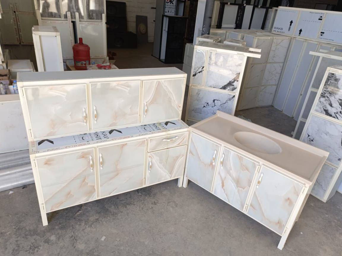 كاونتر مترونص  ارضي.وملحق مترونص
وسنك متر و 20 سم . 

السعر  215


**إذا كنت صاحب هذا الإعلان وتريد حذفه لأي سبب، رجاءا أرسل رسالة إلى الدعم الفني**