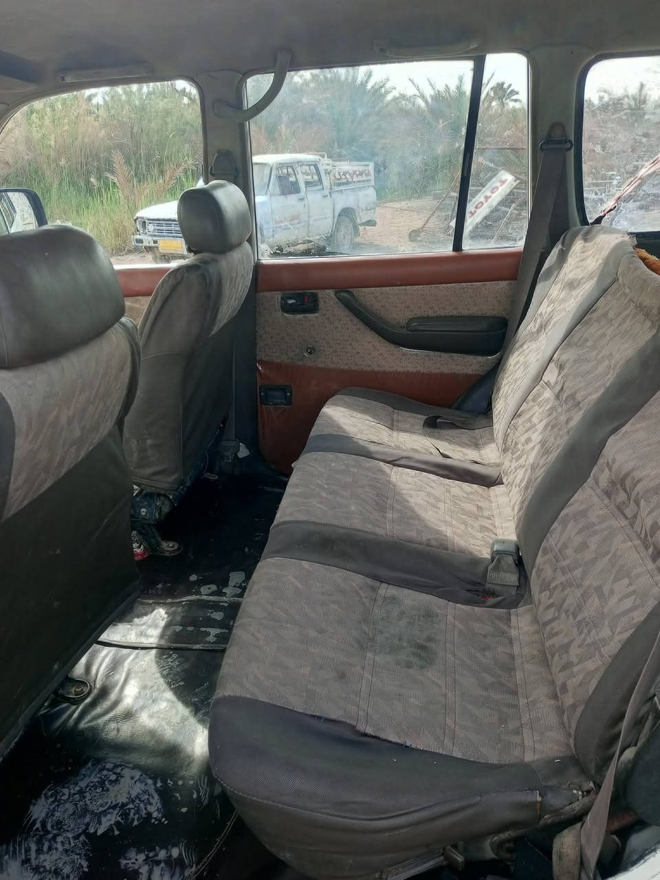 السلام عليكم سياره لاندكروز مو نيكااللبيع مزاد دوله2004السياره جهزه من كلشي مكينه 3000ففتي مكينه وكير شرط تبريد شغال رقم السياره على حساب الدوله السعر 40 وبيه مجال ((***********
