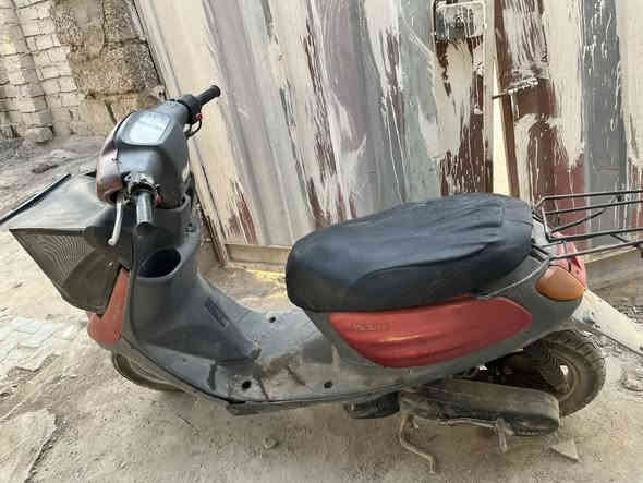 دراجه منغولي للبيع توني مجفته تجفيت اصلي شاصيهه ملحوم شغاله هندر فقط دراجه مال جناي انصح بيه صارله هواي عندي تاخذني وتردني لشغلي اي عطلات ماكو سعرها ٣٠٠ الموقع السواده   
***********
