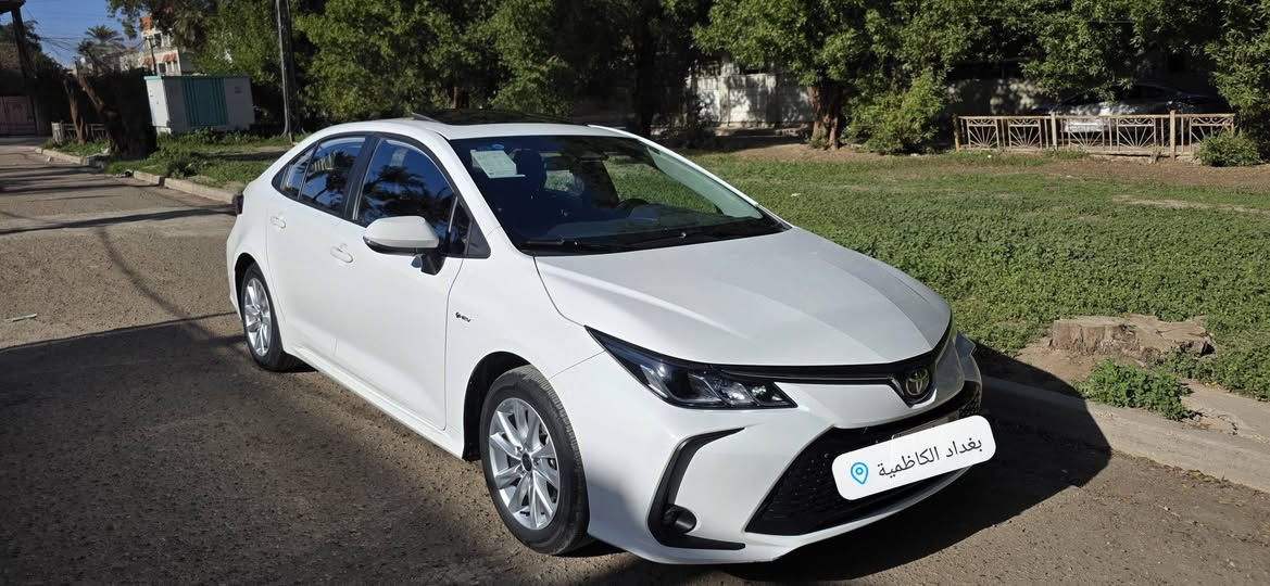 السلام عليكم
كورلا هايبرد الشكل الخليجي للبيع 
موديل ٢٠٢٥ 
ماشية ١٤ الف 
 فول مواصفات عدا الكراسي مو كهرباء 
معروفة مواصفات الكورلا الفول 
السيارة مكفولة 
رقم بغداد باسمي 
مكان السيارة بغداد الكاظمية 
السعر ١٥٤ ورقة 
***********
***********
