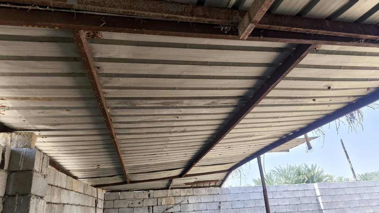 سقايف مستعملة
للبيع قياس 6*4
و١٢*٤ 
و٦*٥
للأستفسار الاتصال على الرقم
***********
المكان / الخالص قرية السندية
