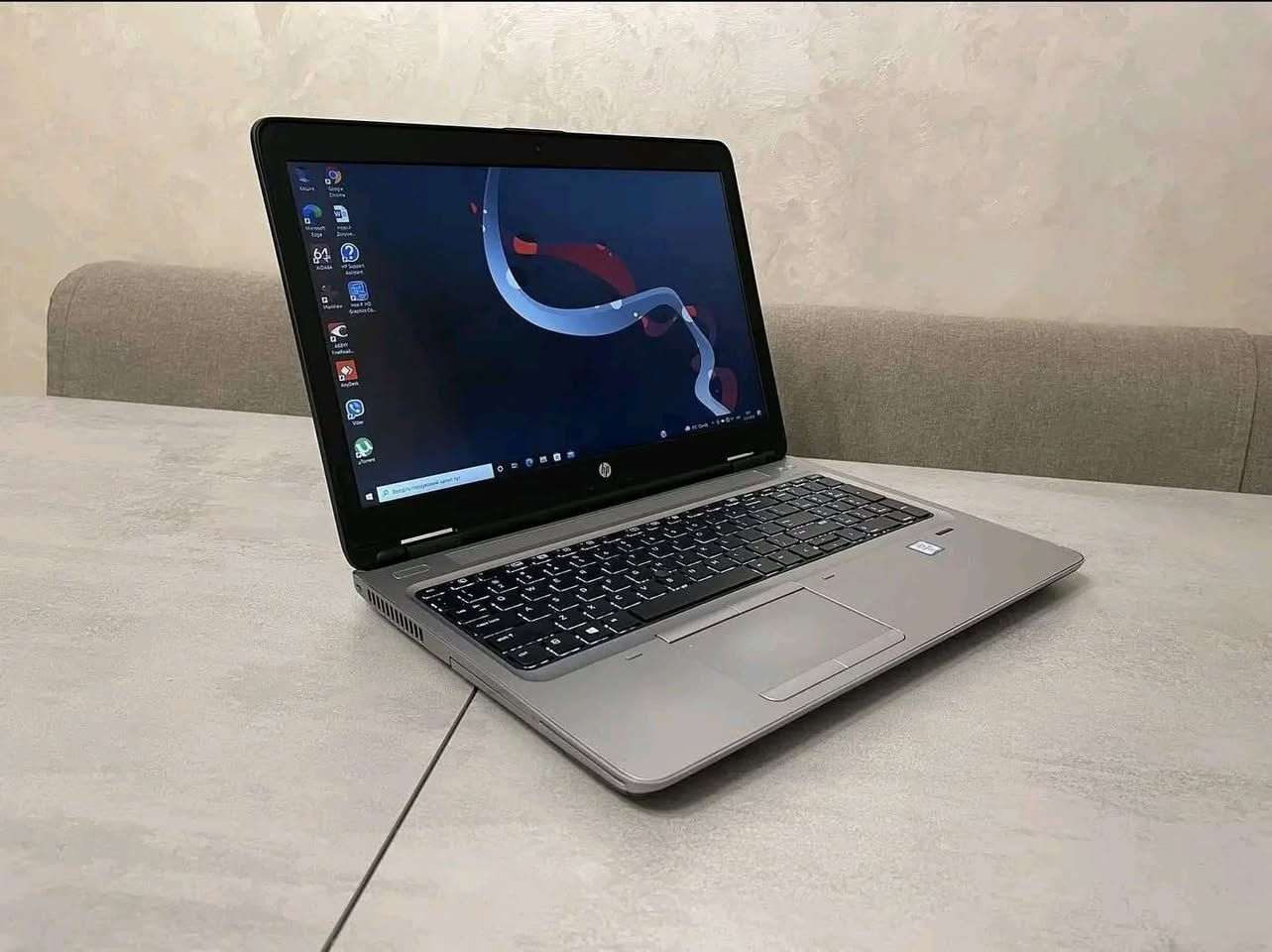 لابتوب اج بي core i7 الجيل السادس  
المعالج core i7 الجيل السادس
رام  8 كيكا DDR4
هارد 256 كيكا SSD
كرت الشاشه Intel Uhd 520حجم 4 كيكا
الشاشه حجم 15.6 انج ضد التوهج  
باتري ليثيوم 6 خلايا  شحن سريع 65 واط والباطرية ممتازة كامرة دقة hd
مشغل اقراص CD/DVD
 منفذ تايب سي و رام وسيم كرت وباقي المنافذ   الحاسبه كلش نضيفه وحلوه
السعر 300الف النجف, العراق


**إذا كنت صاحب هذا الإعلان وتريد حذفه لأي سبب، رجاءا أرسل رسالة إلى الدعم الفني**