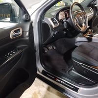 جيب لاريدو موديل 2017 بدون صبغ وبدون ضربه سياره جديدة حلوة مال بيت وسن...