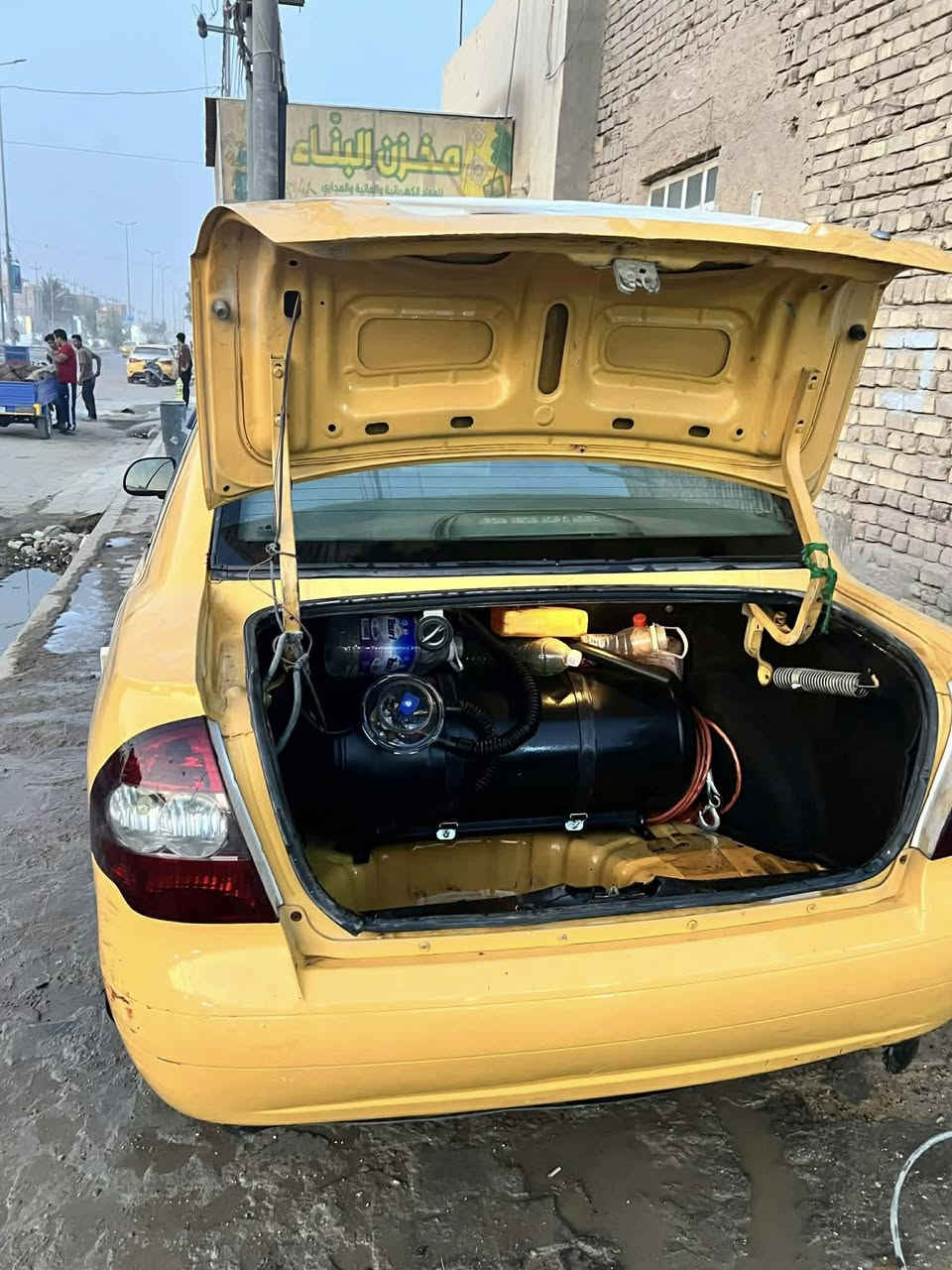 طيبه 2015 غاز بانزين مكينه بيهه تبخير. 
حداديه جديده 
دبلات جديده 
لويات جديده 
تخم تاير جديد  شاشه. تاب. دواخل كلش نضيفه. 
والكشر شوف عينك. نضيفه سياره جاملغ مبدل وبيعه طخه بسيطه ممسويهه  بيع او مراوس سعرها 33 رقم بغداد راعيهه كوت شوكت ميعجبك داور


**إذا كنت صاحب هذا الإعلان وتريد حذفه لأي سبب، رجاءا أرسل رسالة إلى الدعم الفني**