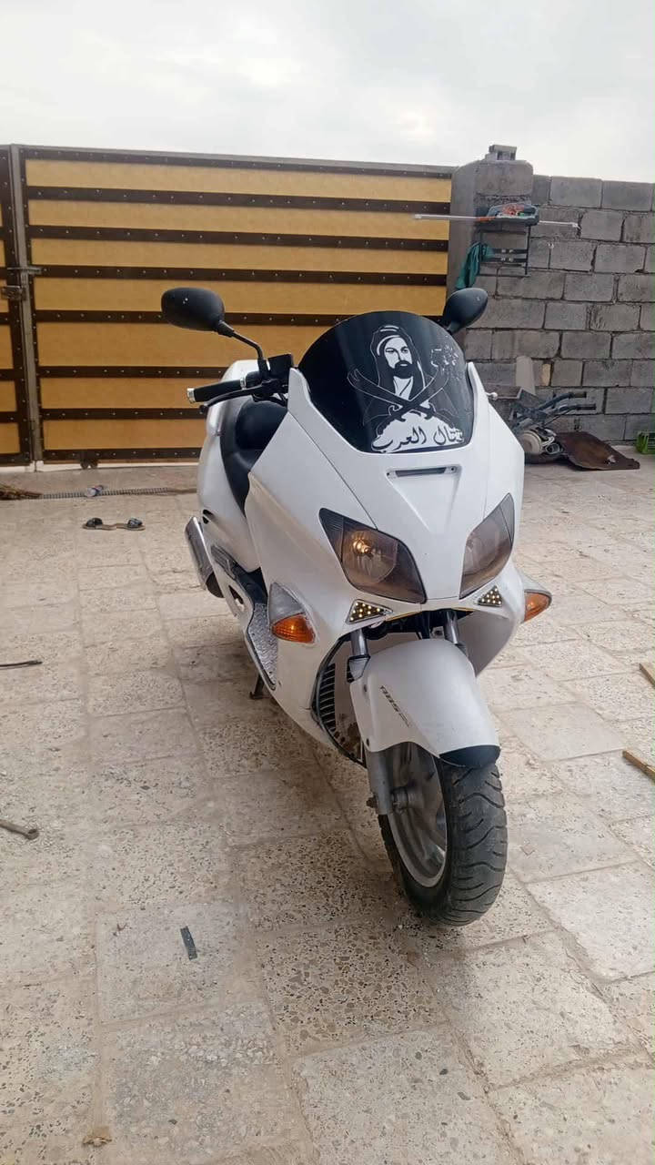 06MF

***********

*********** 

سعر 525 وبيه مجال
ديالى
