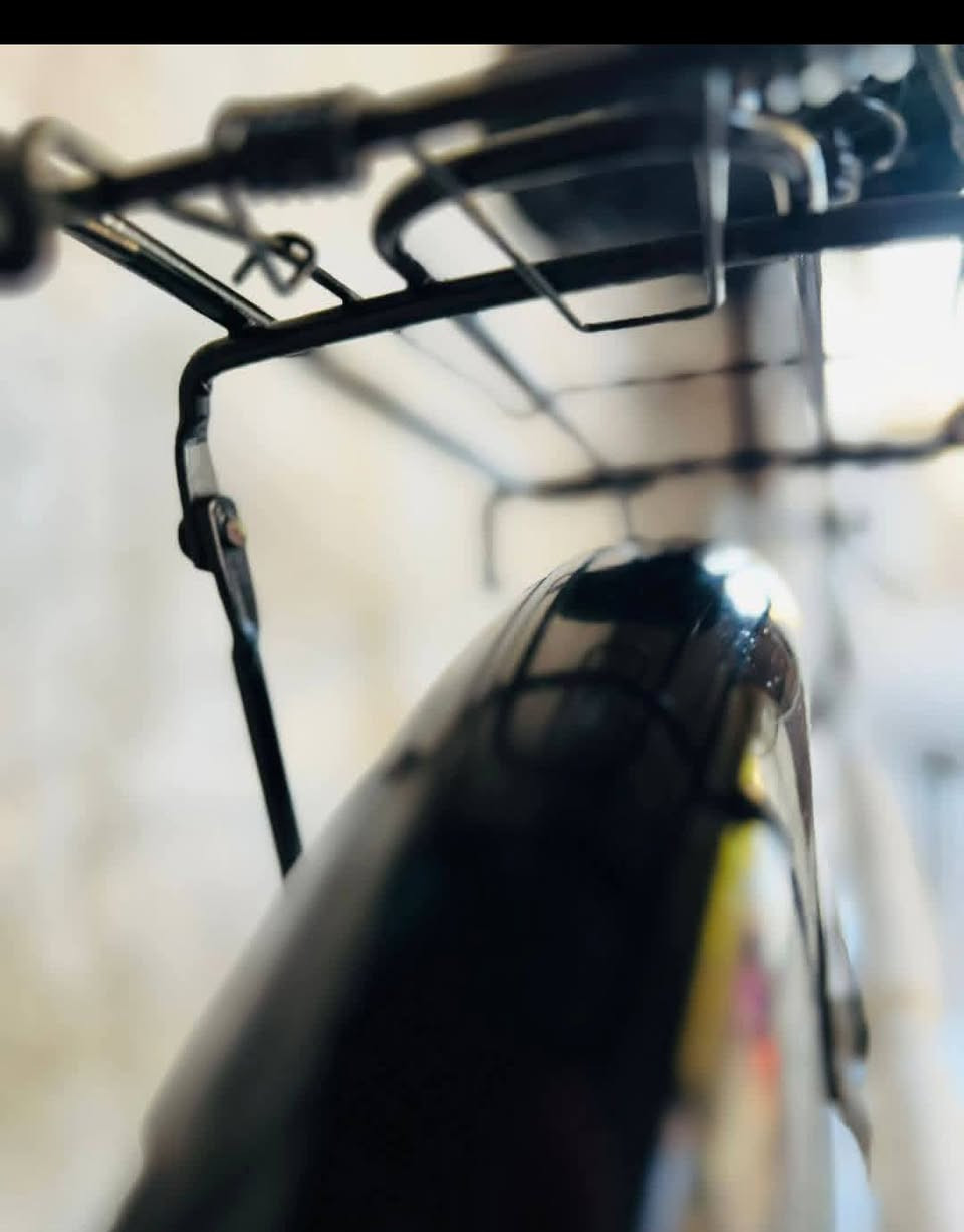 سلام عليكم
بايسكل حجم 20 
نضيف 
قيم وخذ 
الرقم ***********
