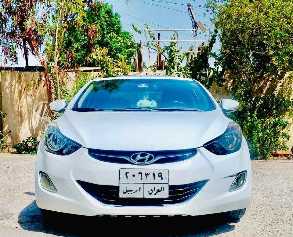 السلام عليكم
النترا موديل 2011 خليجي 
فول مواصفات
بدون صبغ او حادث او ايرباك
فقط بارد
كير مكينه مكفولات وخير من الله
مكينة ١٨٠٠ دوش
فتحة سقف
وضعيات قيادة
تحكم ستيرن
شاشة
كامرة
تخم تاير باتري جديد
تبريد
سيارة حلوة وخير من الله
السعر 107 وبيهة مجال بسيط
بغداد_السيدية
***********
