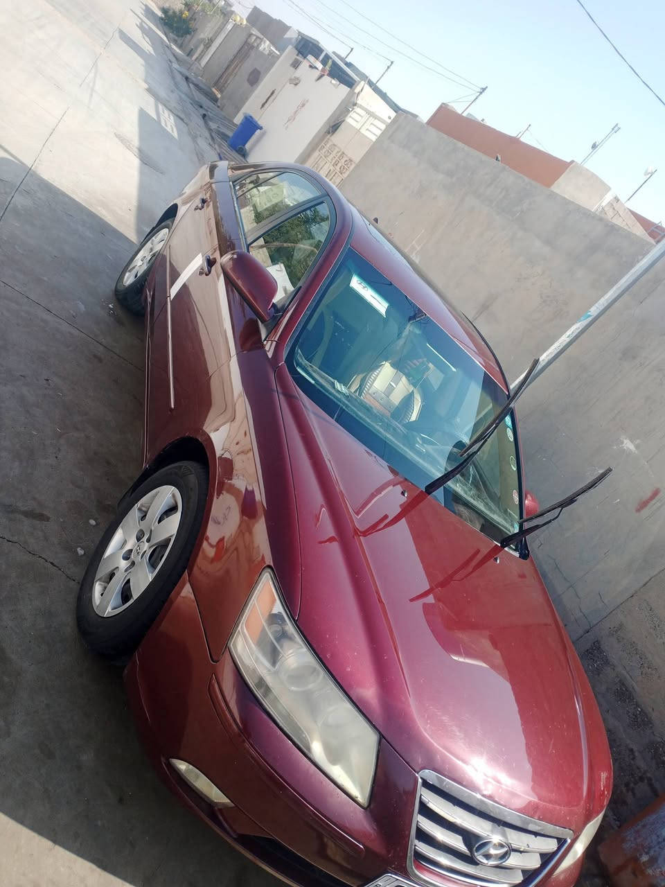 سلام عليكم سوناتا للبيع موديل 2009
سيارة بي أربعه 4قطع ول باقي كفل عام حلو كاعد مال بيت 
سنوي 27دواخل نضيف دبل صدر كل جديد سعر 108بي مجال رقم الهاتف *********** الاستفسار عنوان سيارة طوز خرماتو
