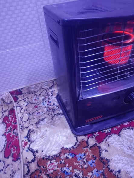 صوبة نوع توربو الاصلي للبيع شرط الشغل كل عيب مابيها نظيفة لا غاز ولا هيس مال بيت السعر65 وبيها مجال بسيط الاستفسار ***********
