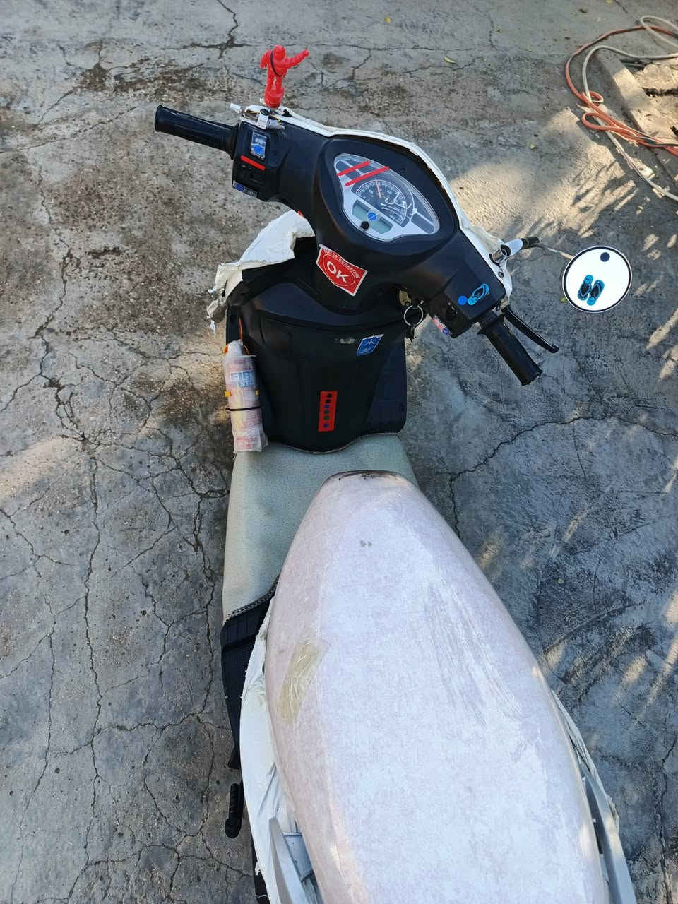 سلام عليكم دراجه للبيع  كامله من كلشي اشاير شغاله
هندر شغال نقره سلف دراجه ماناقصه أي شي 
العنوان كربلاء طوريج للاستفسار أكثر اتصال عل رقم *********** مامتواجد خاص تنويه مغلفه لل جماليه
