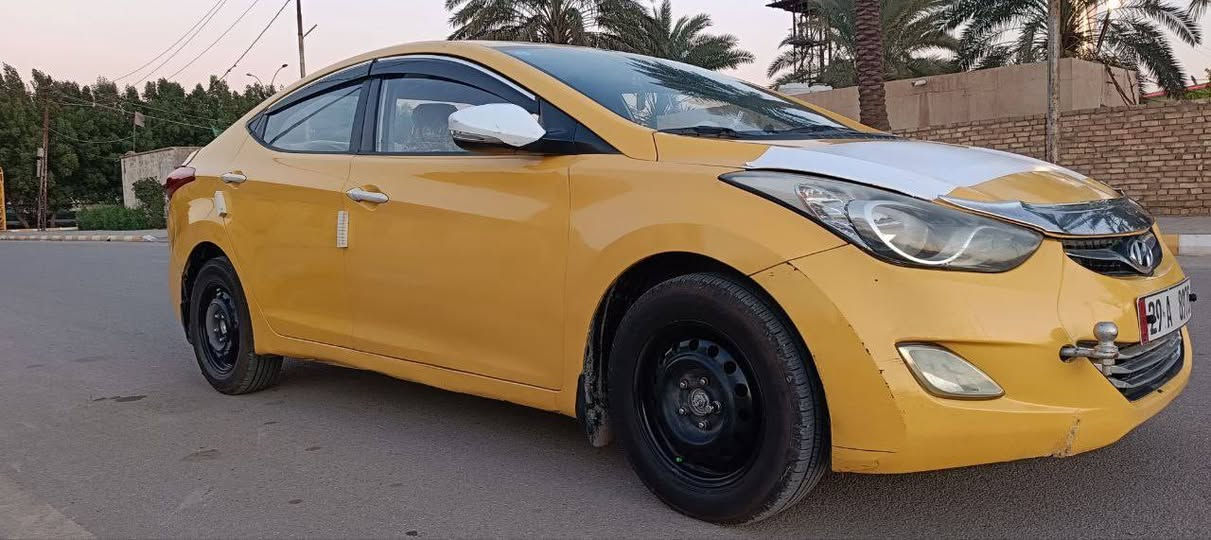 السلام عليكم سيارة النترا افانتي 2011 بدون ضربه محرك gdi الكير خير من الله واسط مشروع وطني لوحات انكليزي مصفره هيئه وغرامات معروضه 95 وبيها مجال للشراي الرقم للستفسار اكثر  *********** والعنوان الحفريه
