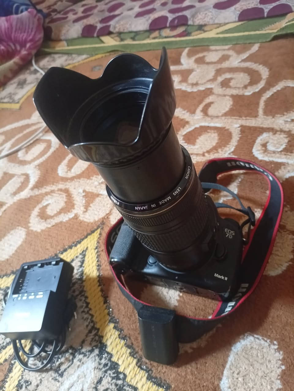 للبيع كامره كانون 7دي وياهه زوم 70,300


**إذا كنت صاحب هذا الإعلان وتريد حذفه لأي سبب، رجاءا أرسل رسالة إلى الدعم الفني**