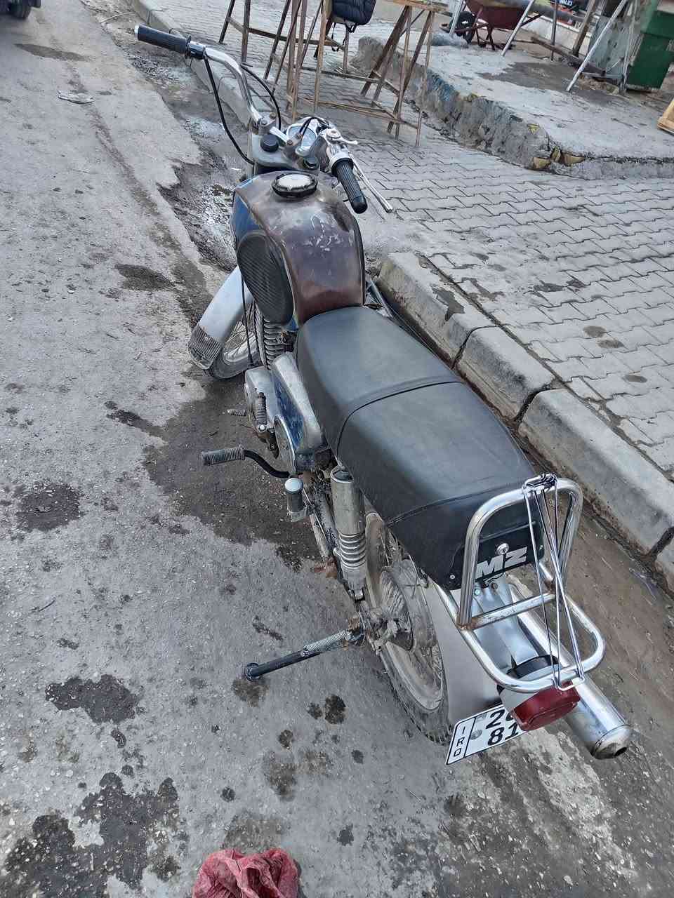 مرخصت مدير الكروب ماطور تلث ارباعه ألماني رقم نكليزي مداور ثاني يوم الشراي ***********
