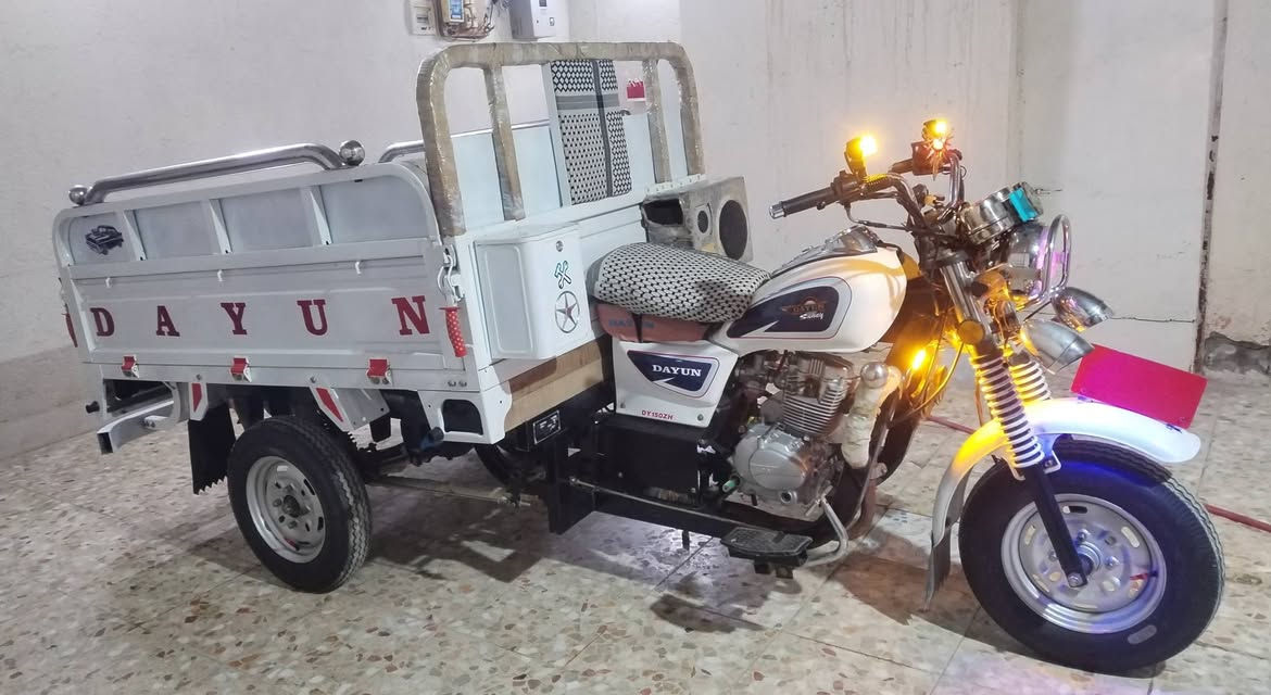 للبيع دايون موديل 23 طالعه بل 24 بعده ع وضع الشركه فقط تبديل كلجات اي نقص مابيه شغاله من الطول للطول كفاله عامه اوراق كامله العنوان ناصريه مركز#السعر_ 3.400 مو شراي لا تراسل ولا تعلق مامتواجد ع الفيس شراي راسلني ***********
