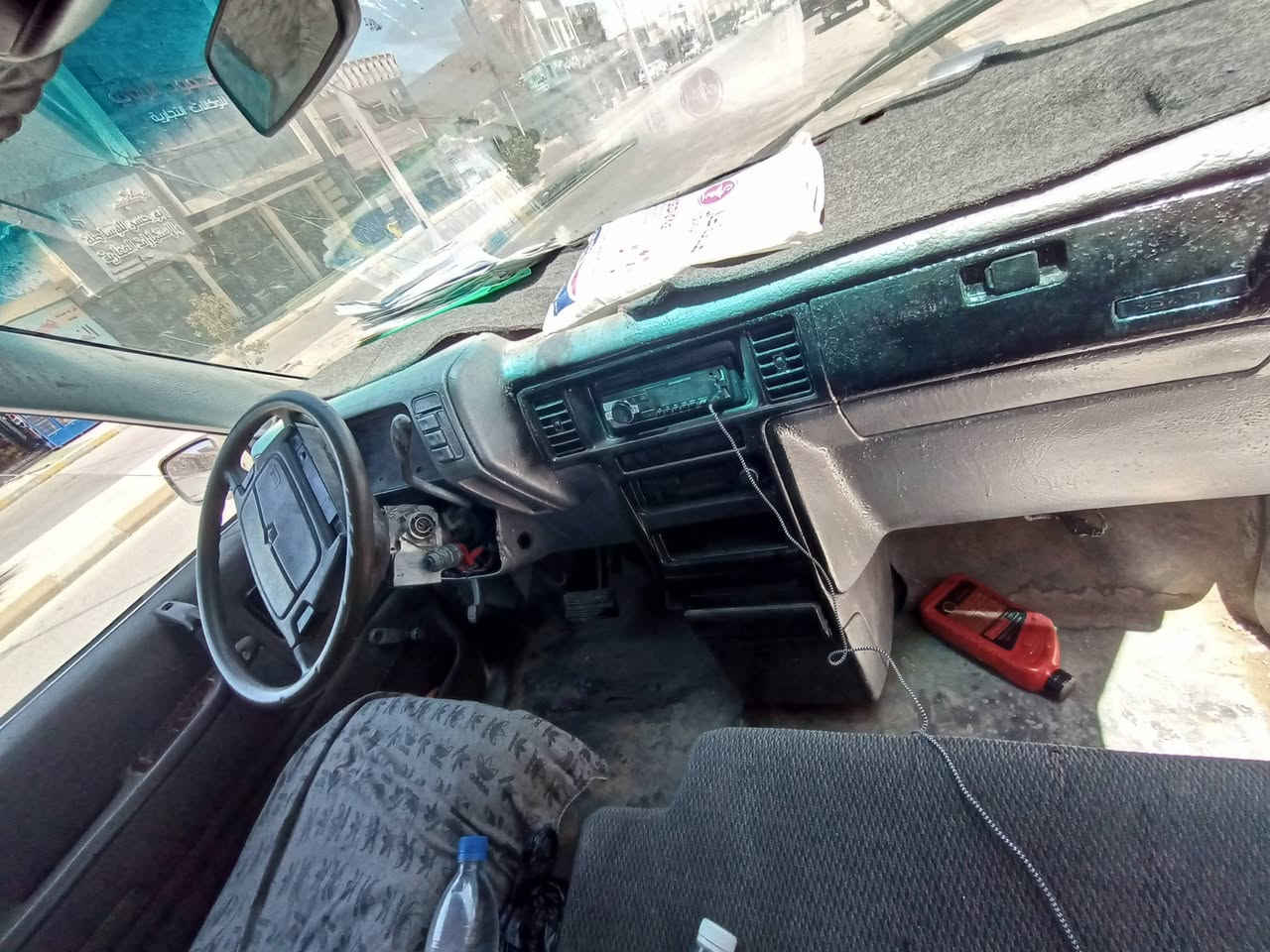 السلام عليكم دوج كلايسر للبيع موحوده بل رمادي الخمسه كيلو الاستفسار الاتصال ع رقم ***********
