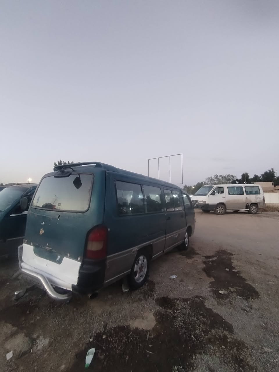 سلام عليكم ستانه 13 للبيع موديل 96مكينه تنقص كير جديد تخم تايره
***********
سعر 48
