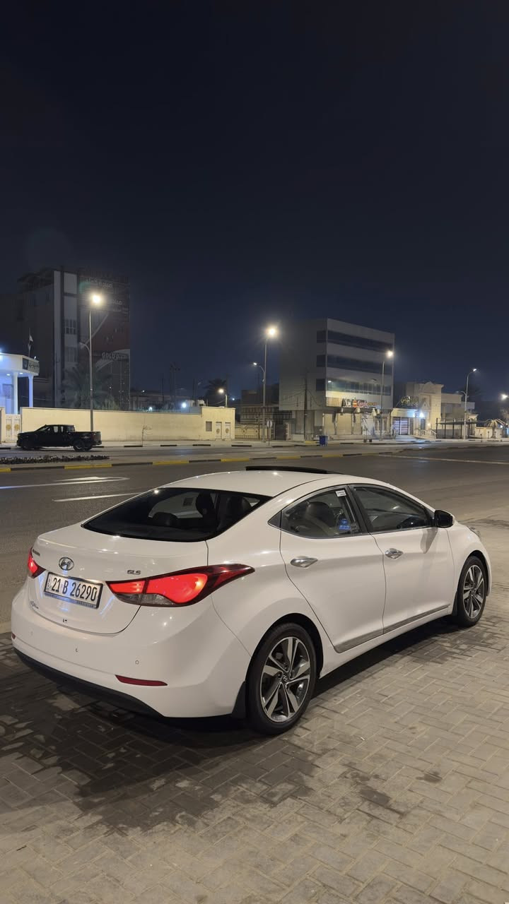 السلام عليكم.
النترا خليجي موديل 2014 GLS  كفاله من الضربه والصبغ والفتح بيها صبعين بارد بس 
سنوية وهزه جديده باسم كردي تريد تحويل تريد وكاله اعلى مواصفات ماشيه 95
كشنات تدفئه
كشن السائق كهرباء 
ستيرن تدفئه
اشاير بالمري 
مري شفط
فتحه سقف
كروز سرعه
تحكمات فول
تبريد قطعتين
وبيها بعد مواصفات 
السعر اتصل وتدلل 
اتصال فقط

مكان السياره البصرة /***********
