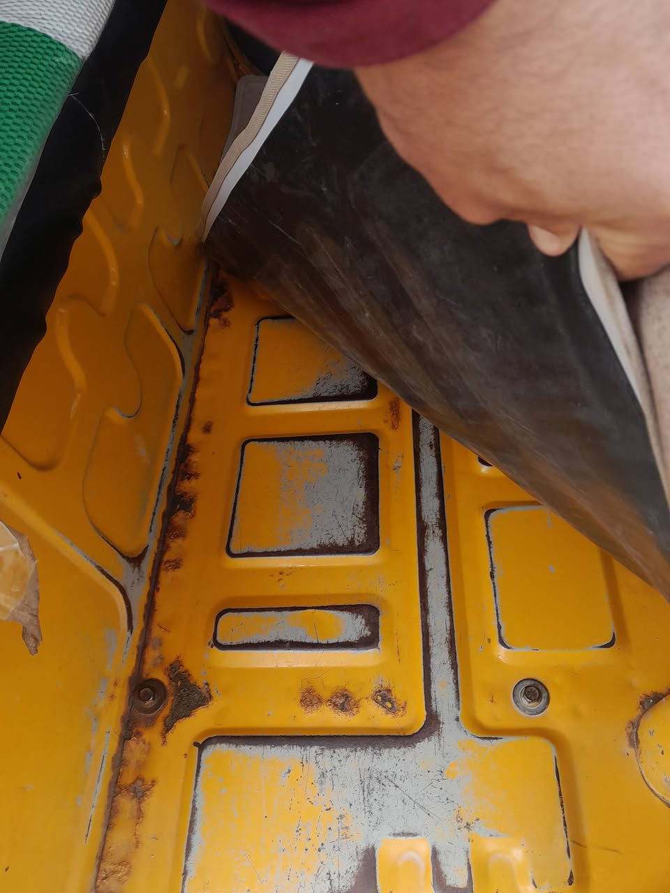 تكتك البيع رقم وسنويه بسمي تحويل ثاني يوم تكتك موديل 2020 /شهر12/
تكتك نضيفه فول دوشمه تخم تاير جديد لا تنقص ولا تبخر /عنوان بغداد شعب حي البساتين تصل بي واتي ساب *********** /سعر خاص
