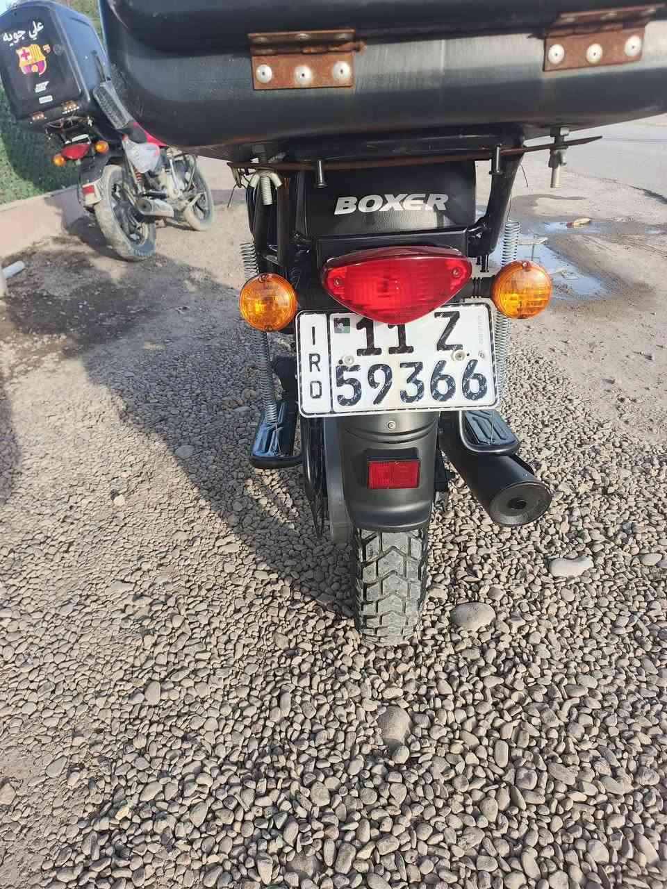 سلام عليكم بوكسر موديل 2023
مرقم بغداد ثاني يوم تحويل  *********** كلشي شغال بيه محرك بدايه دخان متصرف الستيك والف ودخان اطلع رايده مليونين وميه مكان بغداد
