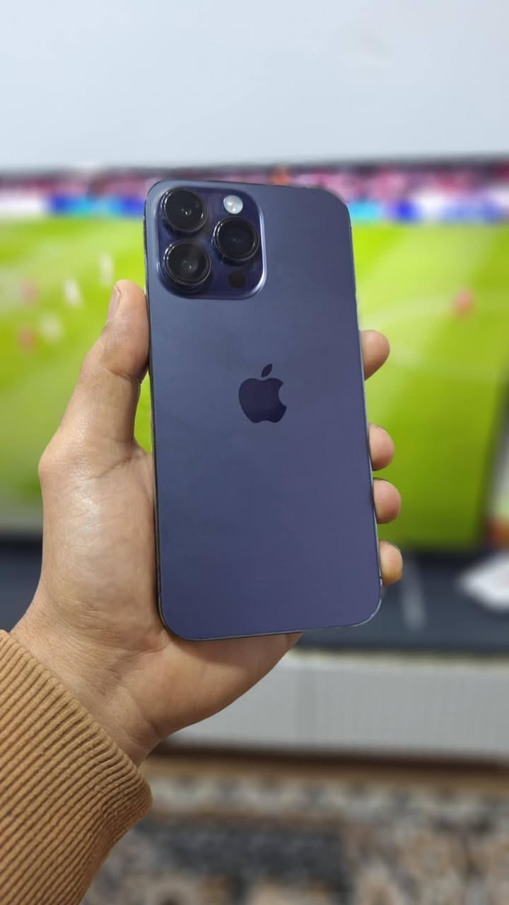 ايفون 14 برو ماكس 
ا
مبدل شاشة اصلية شرط((( سعرها 240 الف)))

جهاز شرق اوسط ذاكرة 128

بطارية 78 🔋 اصلية انسى الشحن  

بيع او مراوس السعر  630 الف


**إذا كنت صاحب هذا الإعلان وتريد حذفه لأي سبب، رجاءا أرسل رسالة إلى الدعم الفني**