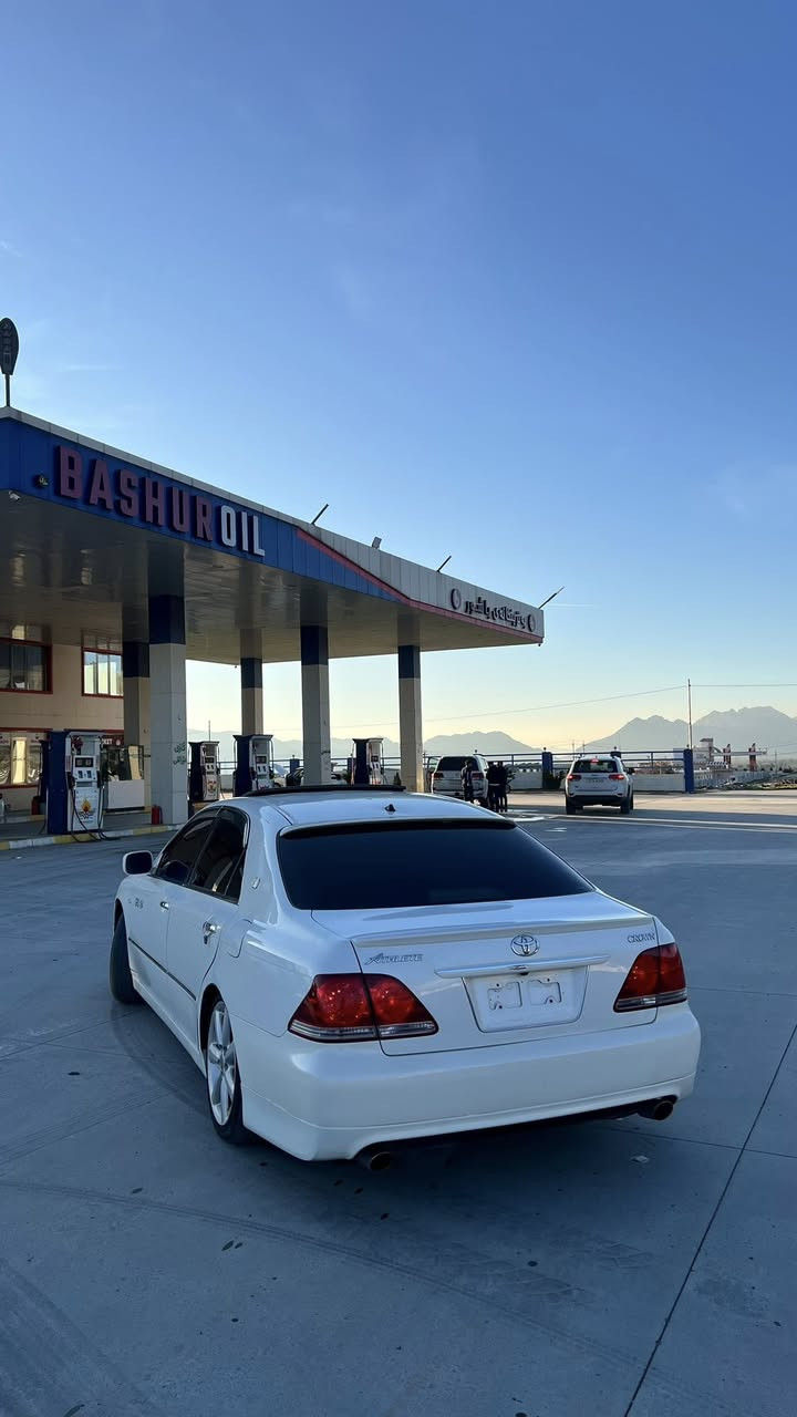 شاهینە بڕاوە بڕاوە 
GRS 184✅✅ بێ دوکەڵ✈️ 2007
کوشن جڵد هیتەر سڵاید کوشن خەزن لایت ناوچەی کوێر سوکان لێکگزز وەک مەلحەمە لایتەکانی ڕەش کراوە ئۆتۆی لایتەکانی بەستراوە جامی پێشەوە پۆلۆرایس کراوە کامل جوانکاری سەیارەکە کامل مەسروف کراوە ڕۆنی گێڕو مەکینە و ئەکسلی گۆڕدراوە دەعم و لێدراو کەڤەر گۆڕاو بەشەرت سەقفی وەک شوشەیە  دوورینەوەی کامل بۆ کراوە بۆ یەک دینار مەسرەف مەگەڕێ 
گۆڕینەوە ناکەم تەنها فرۆشتن لە قەڵادزێم 
سعری 56$
***********
