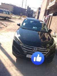 سياره عندي ٨ سنوات نعمه بيها اربع قطع صبغ مابيها حادثه شبر بلمقدمه فقط...