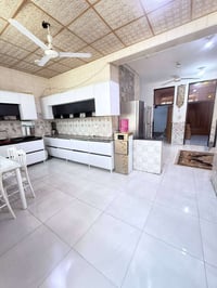 كاونتر • سنك • كاونتر مطبخ • سنك مطبخ • كاونتر نظيف • سنك كوارتز • خشب...
