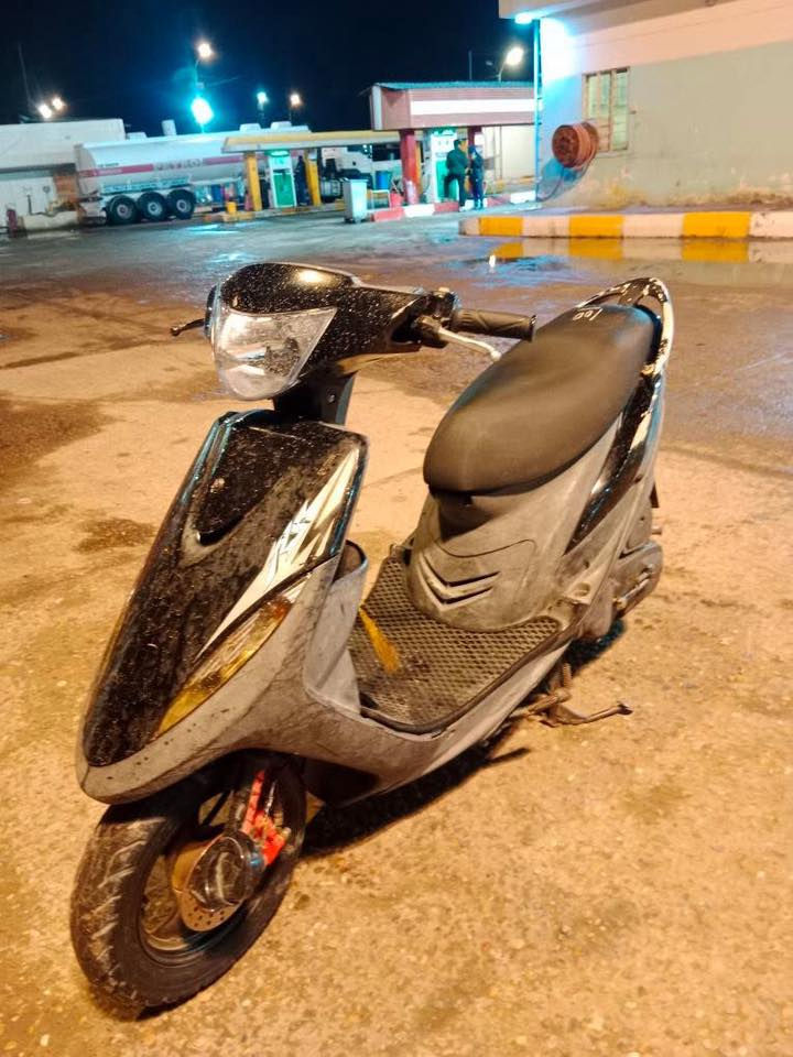 لسلام عليكم دراجه عدله للبيع لدراجه حلوه ومكفوله من كلشي لدراجه كله بلديه مامفتوح بيه برغي لدراجه بعده بحالت لوكاله جيب فيتره وتعال افحص مكان الدراجه الشعله الرقم***********
