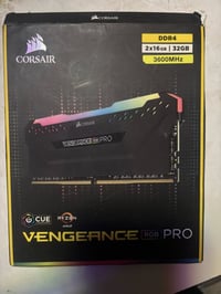 متوفر ddr4 32gb 3600 كورسير  VENGEANCE RGB PRO واتساب 07731100588