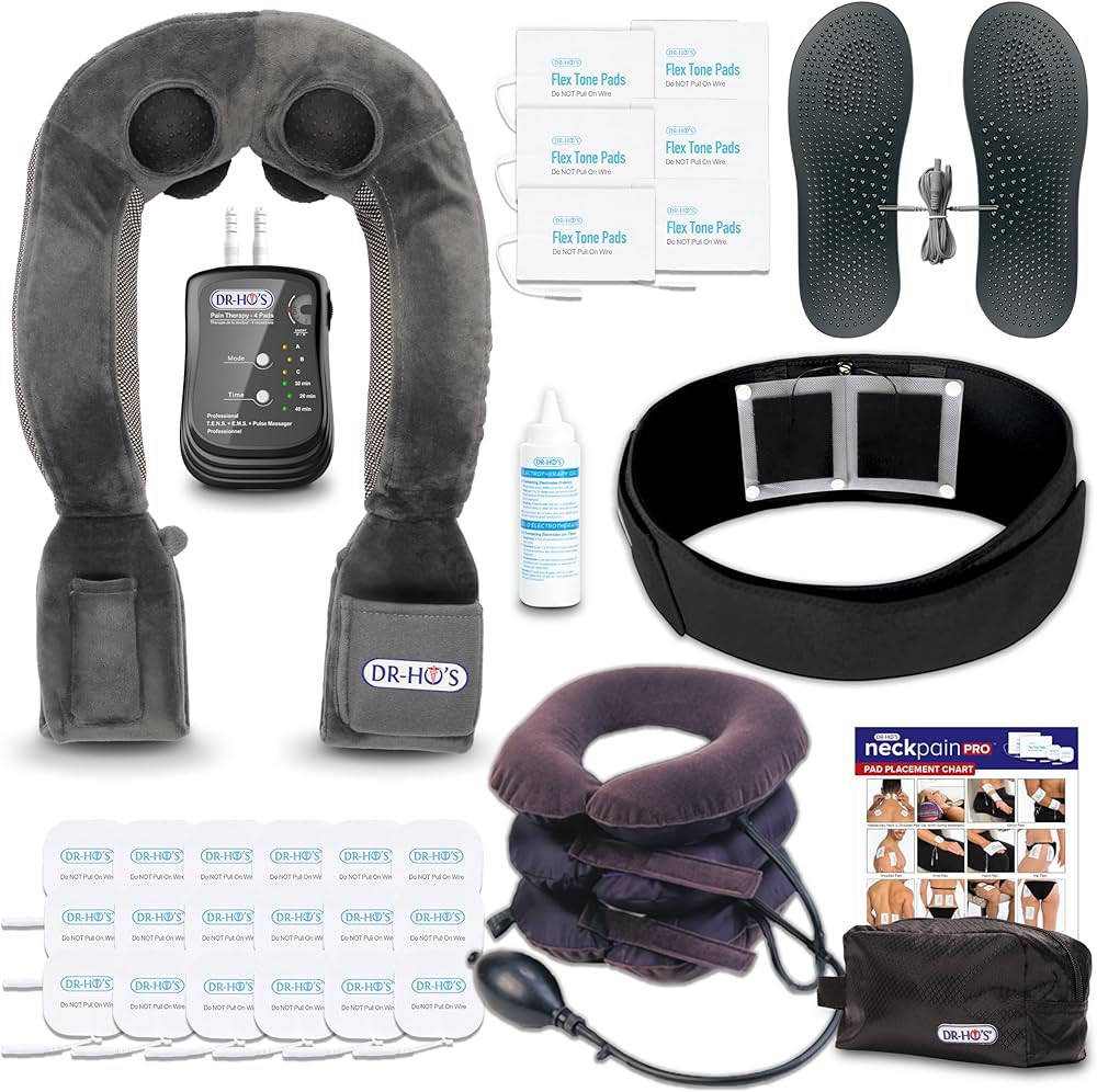 جهاز تخفيف آلام الرقبة المعروض هو منتج DR-HO'S Neck Pain Pro، وهو مصمم خصيصًا لتخفيف الألم والتشنج في منطقة الرقبة والكتفين. 
الميزات والفوائد الرئيسية:
تقنيات متعددة: يجمع الجهاز بين تقنيات TENS (تحفيز الأعصاب الكهربائي عبر الجلد) و EMS (تحفيز العضلات الكهربائي) ونبضات AMP الخاصة (النبضات ذاتية التعديل) لتوفير راحة شاملة وتجنب تعود الجسم على نوع واحد من التحفيز.
تصميم مريح: تم تصميم الوسادة الإسفنجية المتوافقة مع منحنيات الرقبة والكتفين لتوفير أقصى قدر من الراحة والدعم.
تخفيف الألم: يساعد على التخفيف السريع من الصداع وآلام العضلات والآلام المزمنة المرتبطة بالتهاب المفاصل في الرقبة والكتفين.
زيادة الدورة الدموية: يحفز الدورة الدموية الموضعية للمساعدة في تهدئة العضلات المتعبة والمؤلمة.
محمول وسهل الاستخدام: يعمل بالبطاريات، مما يجعله مثاليًا للاستخدام في المنزل أو العمل أو أثناء السفر.
ملحقات إضافية: يمكن فصل وحدة التحكم الرئيسية واستخدامها مع ضمادات الجسم المرفقة (تباع ضمن الحزم المختلفة) لاستهداف مناطق أخرى من الجسم مثل الظهر أو الساقين. 
ملاحظة هامة: هذا الجهاز غير مخصص لتشخيص أو علاج أو الوقاية من أي مرض. يوصى دائمًا باستشارة الطبيب قبل استخدام أي جهاز علاجي، خاصة إذا كنت تعاني من حالات طبية معينة مثل استخدام جهاز تنظيم ضربات القلب أو ارتفاع ضغط الدم أو الصرع أو أثناء الحمل.
للتواصل خاص او واتساب ***********
التوصيل لجميع محافظات العراق
