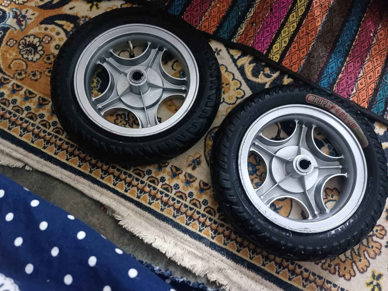 زوج تايرات كرسي تركي البيع سعر 55 الف توصيل مجاني جميع المحافظات
الاتصال *********** بي واتساب
