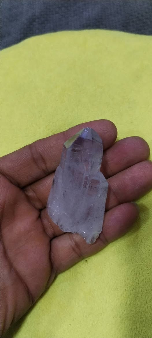 احجار خام للبيع الي يريدهن يراسلني واتساب فقط مراسله على هاذه الرقم ***********
