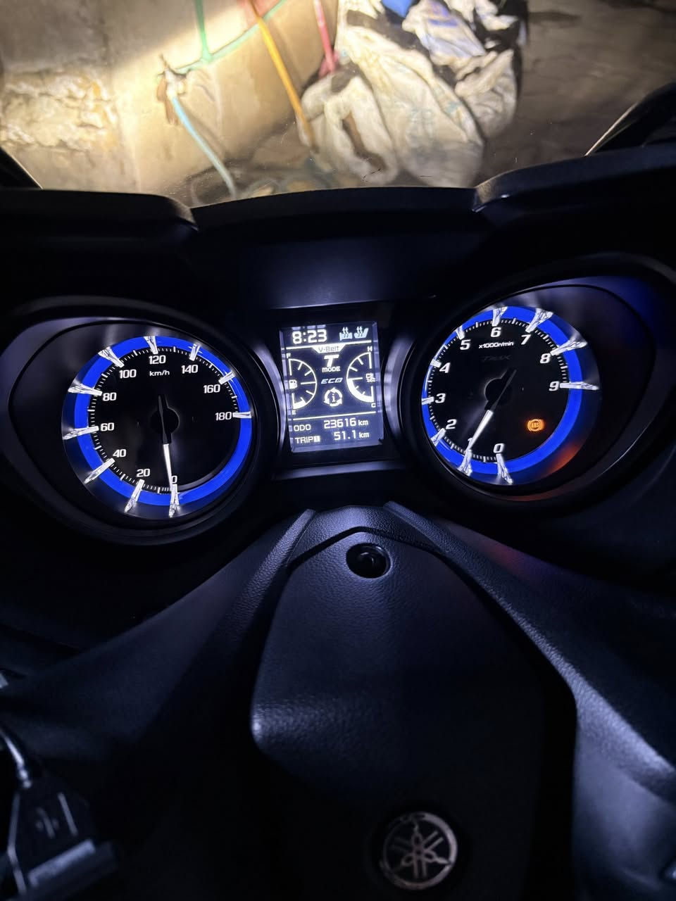 سلام عليكم
Tmax 2021 560
23.000k
دراجة مال مزاد ومماشيه بشارع 
جديده بمعنى الكلمة 
طالعة من معرض كلشي وكلاشي
السعر
( 105$ )

***********
