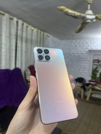 هونر X8 • ذاكره ١٢٨ • شاشه ١٢٠هرتز