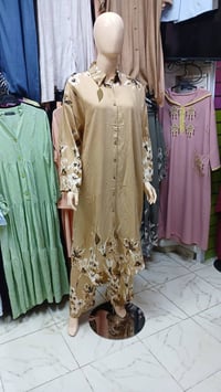 أنصومبل • طقم قطعتين • ملابس نسائية • ملابس خيط • ملابس باردة • طقم طو...