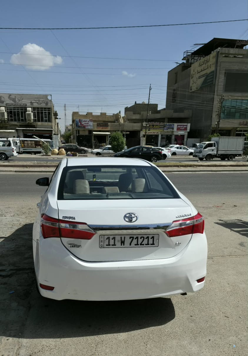 السلام عليكم..
كورولا خليجي limited للبيع فقط

موديل 2015 .محرك 2000ss  غير مفتوح بوضع الشركة

 صبغ الدعامية الامامية والخلفية مع هلال الجاملغ الخلفي ملاحضة* نصف القمارة متعرض الى حالوب  

المواصفات..

فتحة سقف .تشغيل بصمة . كشنات جلد . تحكم ستيرن . كروس سرعة . تحكم تبريد شاشة . المرايا طي اوتو وباقي المواصفات المعروفة.

 ماشية 162 كم

السيارة بأسمي وجاهزة دون اي نقص 

 السعر133$

 العنوان بغداد الشرطة الخامسة 

*********** زيد
